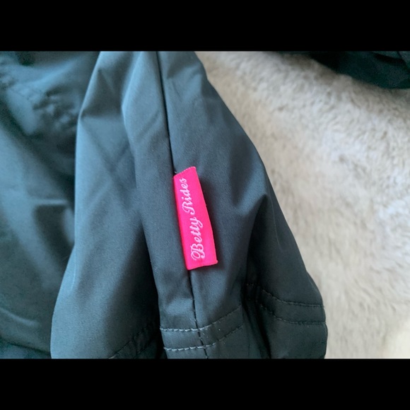 Betty Rides snow jacket, size S, dark green colour. - Picture 7 of 7